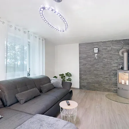 Helgas Horizon Апартаменты *