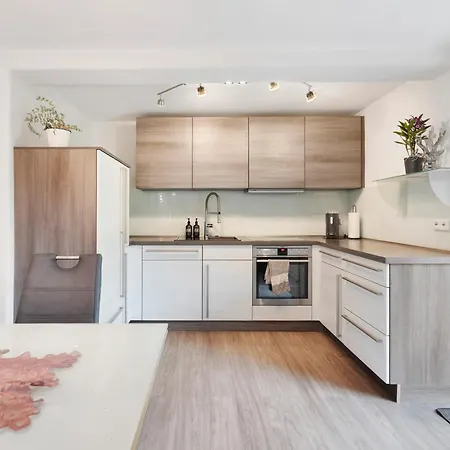 Helgas Horizon Апартаменты *